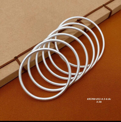 Vòng tay bạc dạng kiềng trơn