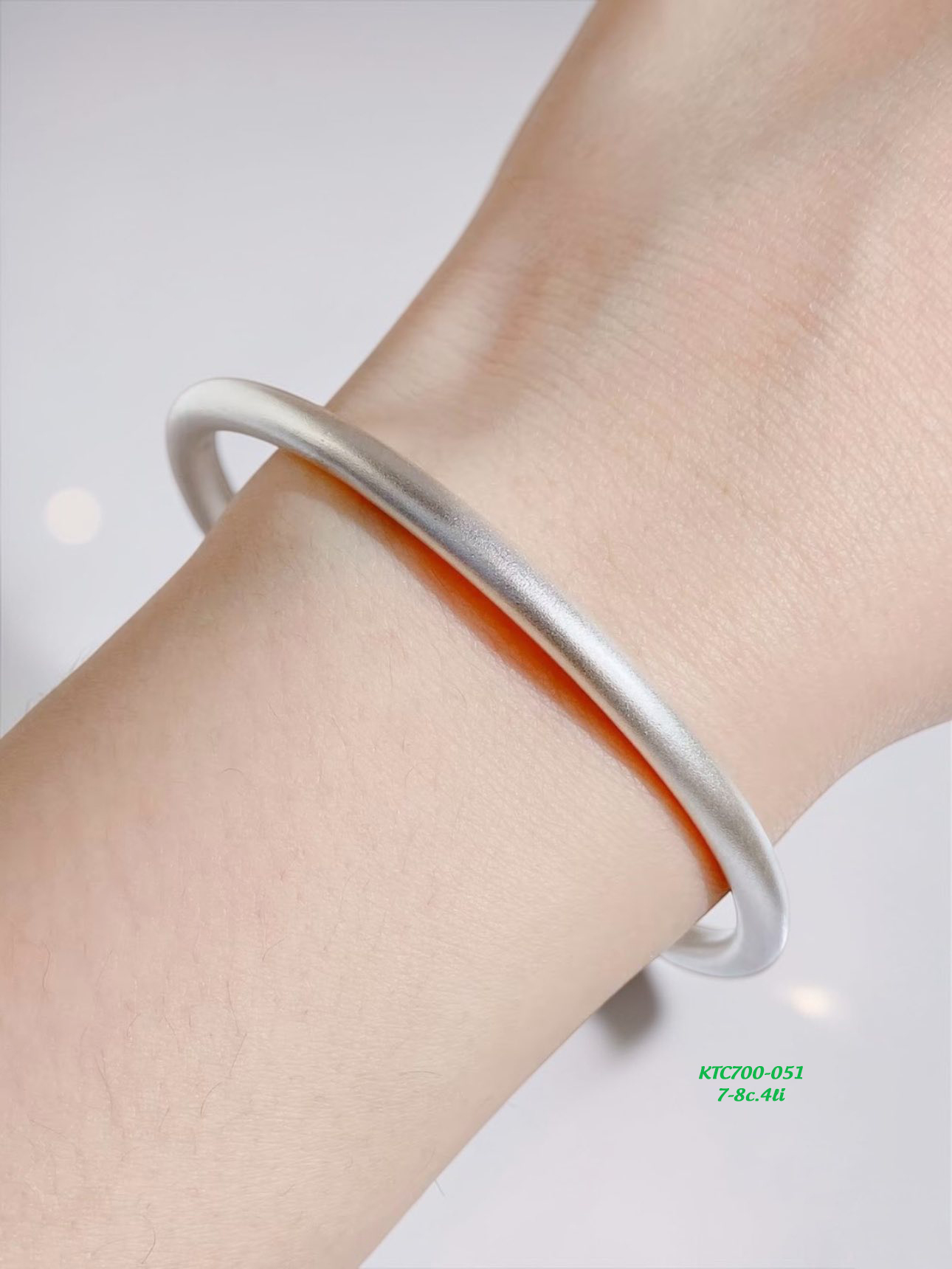 Vòng tay bạc dạng kiềng trơn